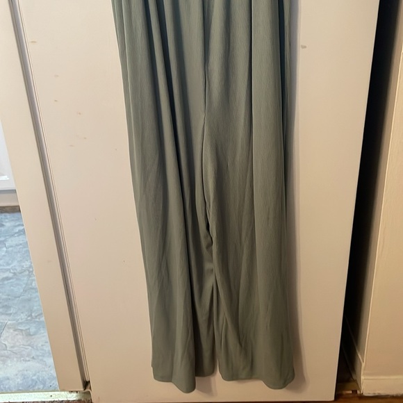 SHEIN Medium Sea Foam Green Jumpsuit - Picture 3 of 9